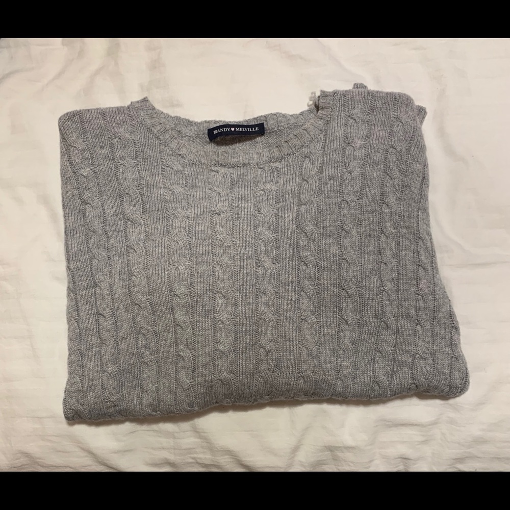 ⭐️BRANDY MELVILLE GREY KNITTED SWEATER - Picture 9 of 12